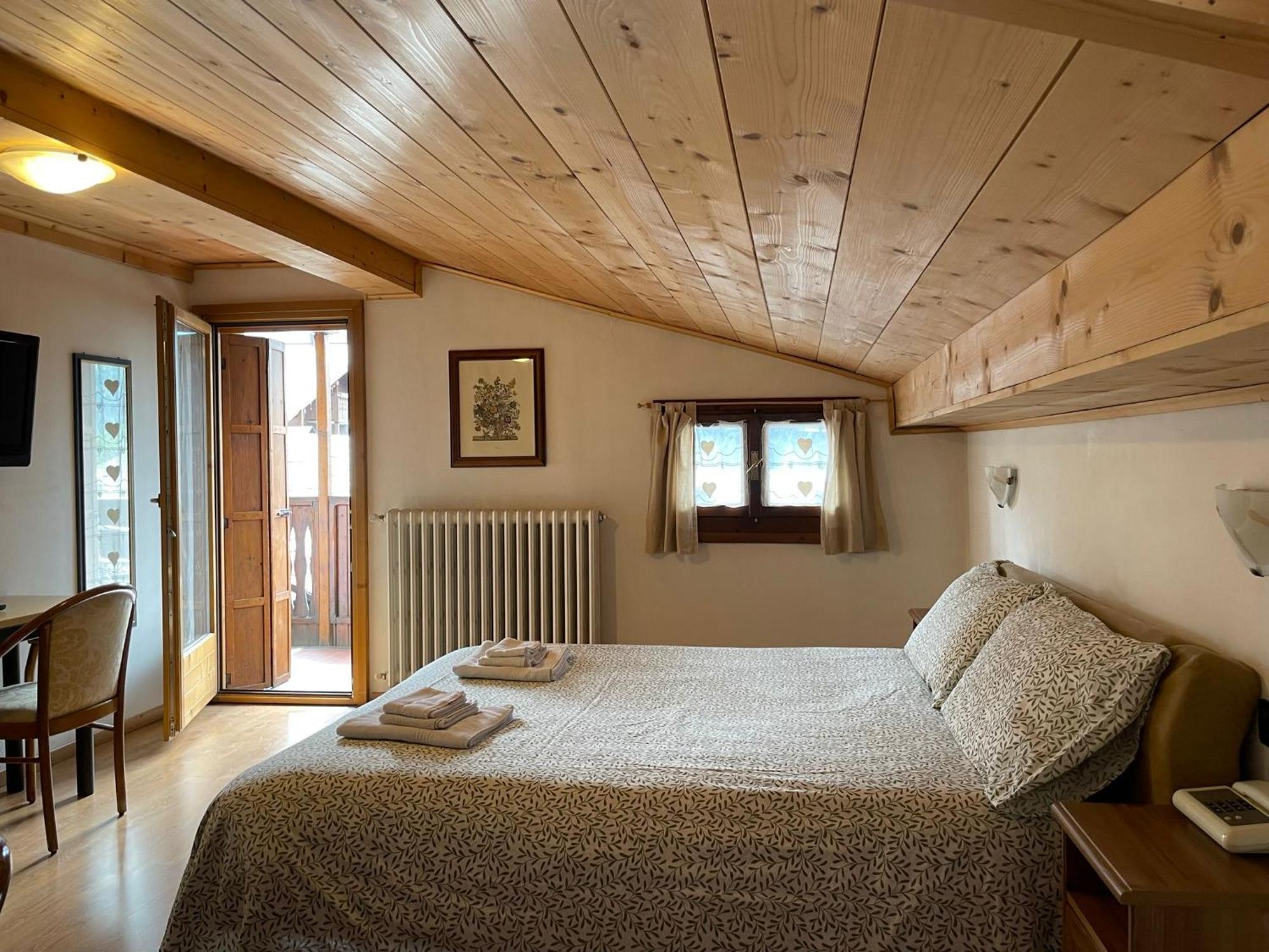 Ambassador Rooms In Bormio, Solo Camera Senza Colazione ภายนอก รูปภาพ